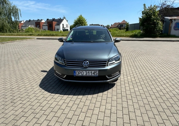 Volkswagen Passat cena 27900 przebieg: 433000, rok produkcji 2011 z Opole małe 154